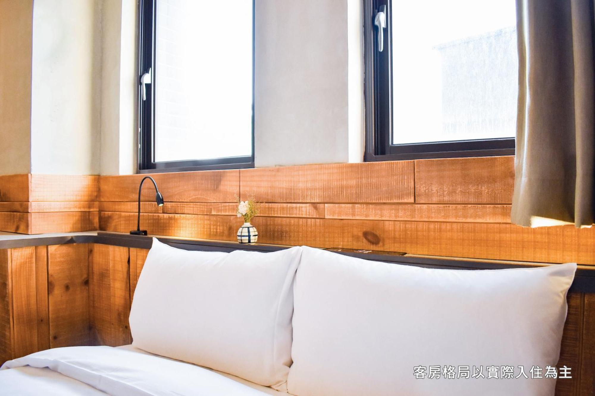 Central Land Hotel Đài Trung Ngoại thất bức ảnh