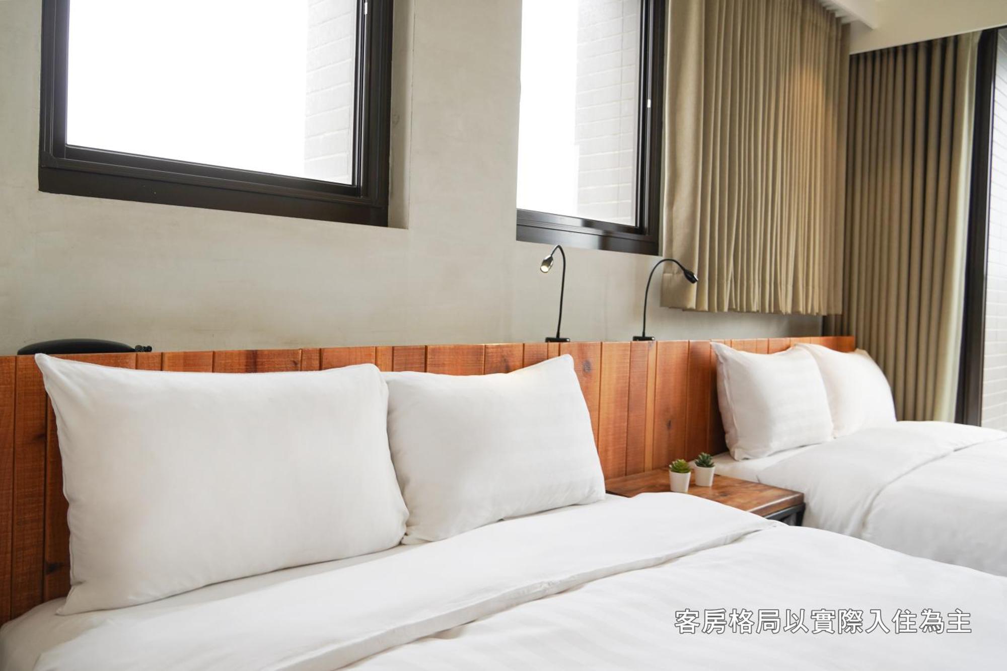 Central Land Hotel Đài Trung Ngoại thất bức ảnh