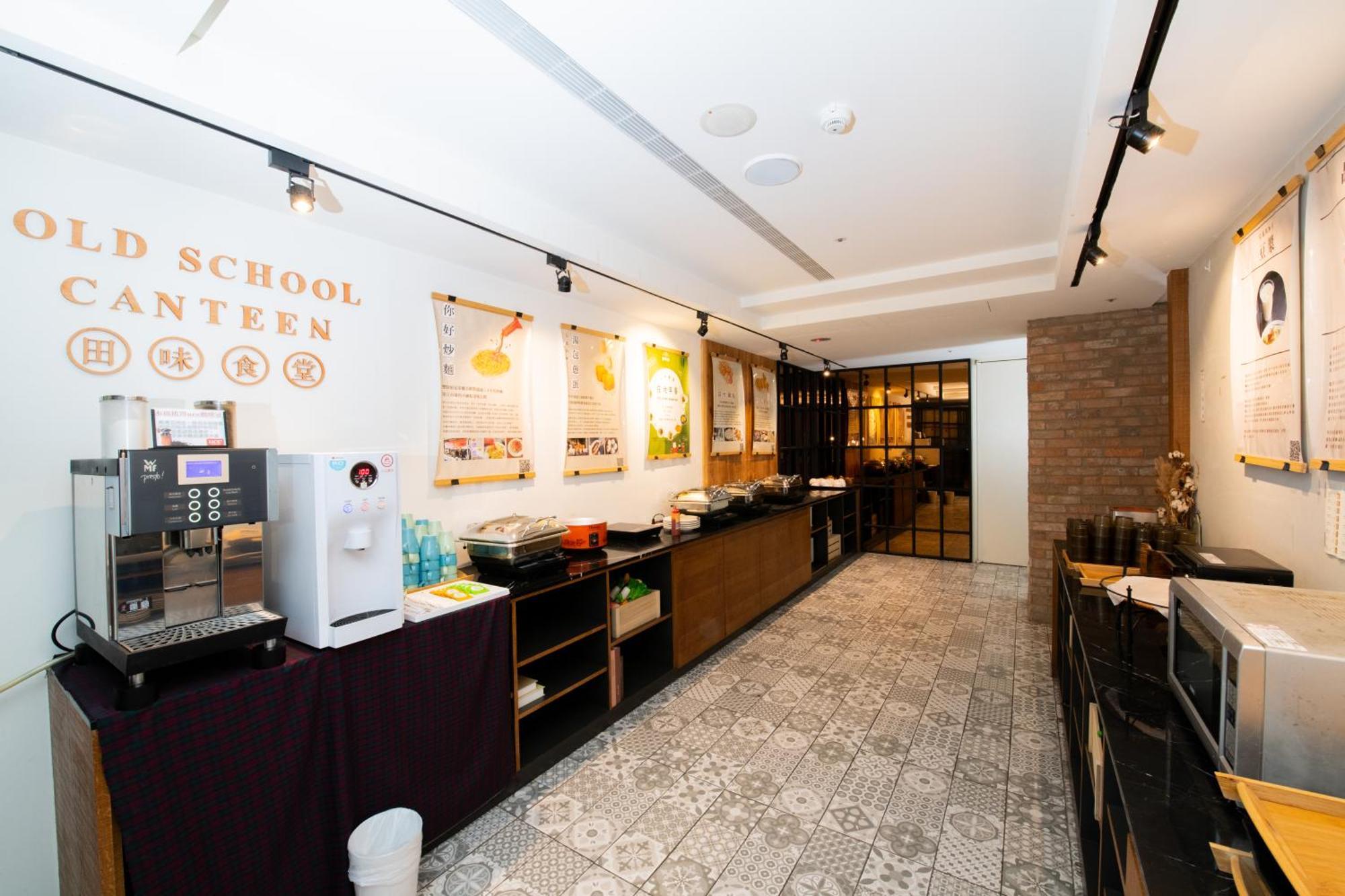 Central Land Hotel Đài Trung Ngoại thất bức ảnh